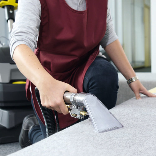 Profesjonalny automat do wykładzin BRC 40/22 firmy Karcher Profesjonalny automat do wykładzin BRC 40/22 firmy Karcher