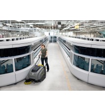 KM 75/40 W Bp profesjonalna zamiatarka akumulatorowa Karcher