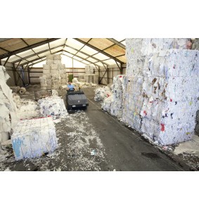 KM 130/300 R D Profesjonalna zamiatarka z fotelem dla operatora Karcher