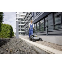 KM 70/30 C Bp (48 cm, 2800 m²/h) Zamiatarka Karcher