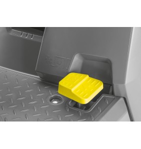 KM 85/50 R Bp (70 cm, 7800 m²/h) Profesjonalna zamiatarka z fotelem operatora Karcher