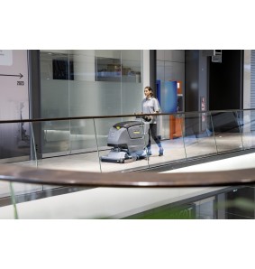 B 50 W Bp Pack 80Ah Li+FC+R55+DOSE+Rinse+Autofill (głowica rolkowa) (55 cm, 965 obr./min) Szorowarka prowadzona ręcznie Karcher