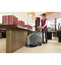 BD 43/25 C Bp profesjonalna szorowarka Karcher zestaw