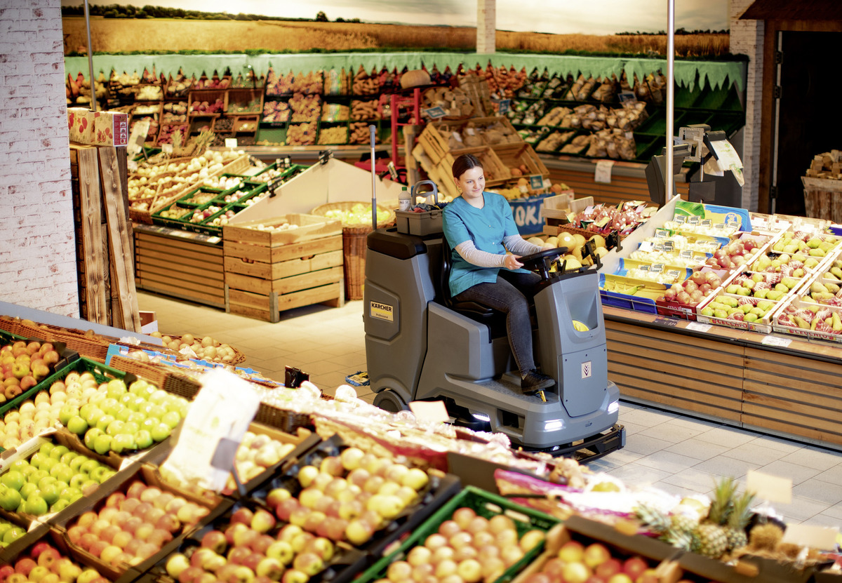 Profesjonalna szorowarka z fotelem dla operatora