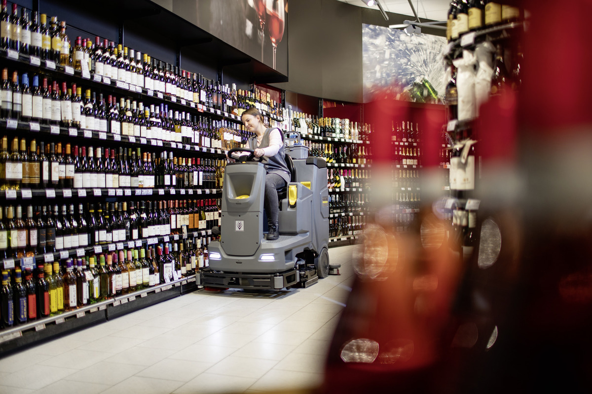 Profesjonalna szorowarka z fotelem dla operatora