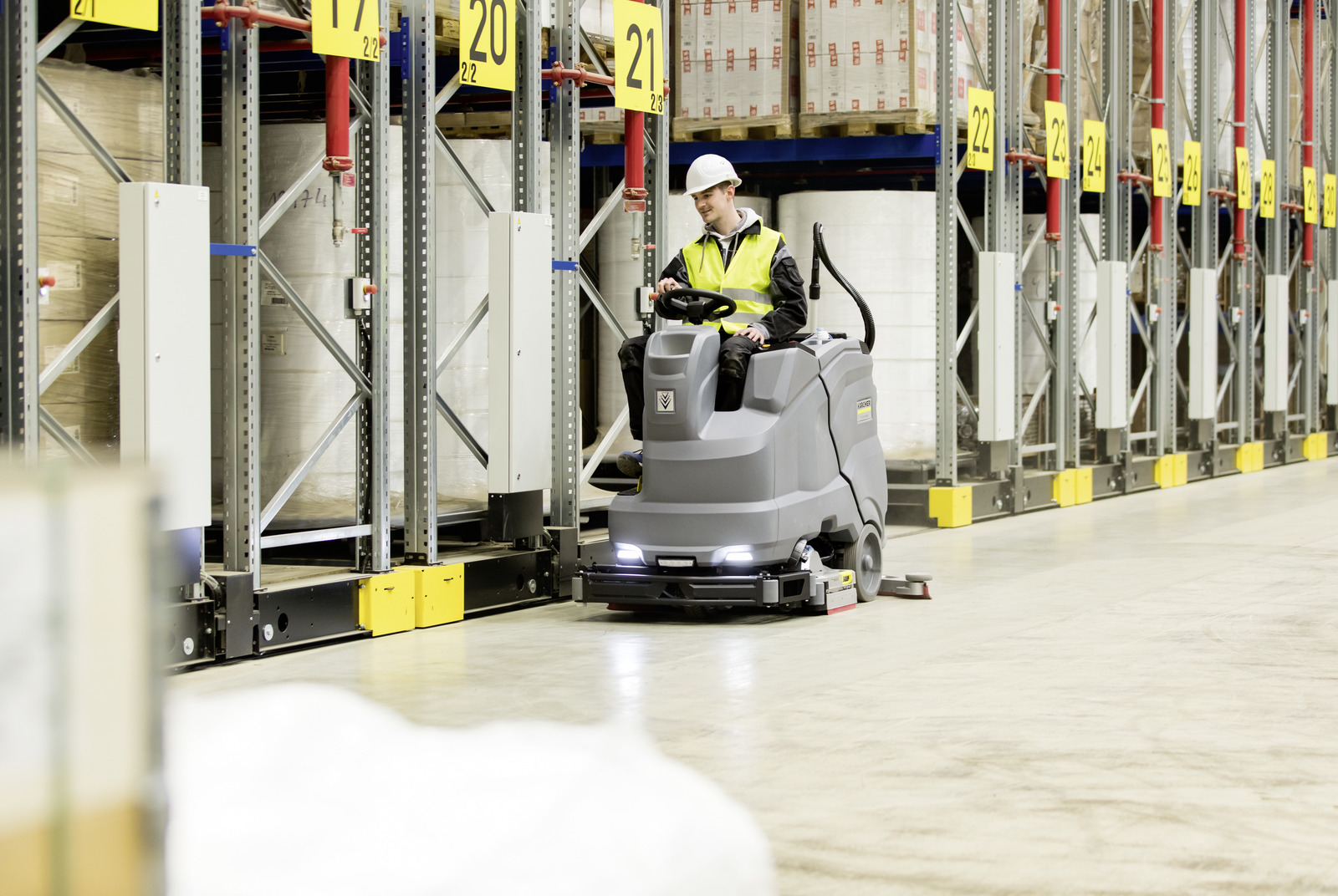 Profesjonalna szorowarka z fotelem dla operatora